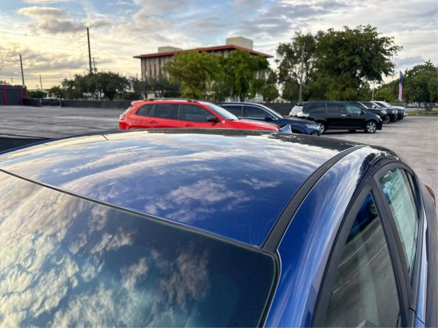 
								2020 Hyundai Elantra SEL Sedan 4D full									