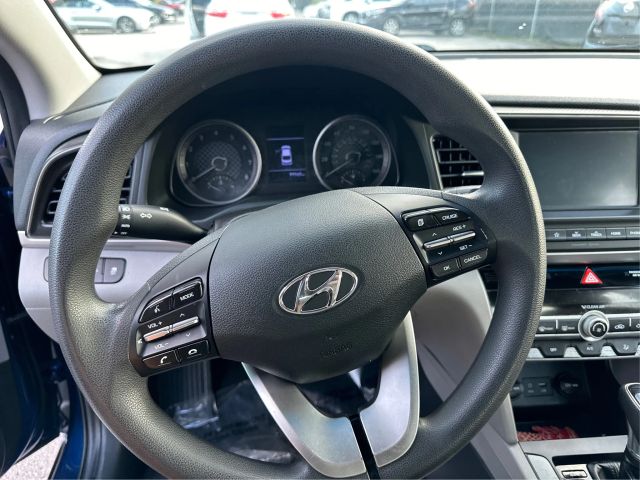 
								2020 Hyundai Elantra SEL Sedan 4D full									