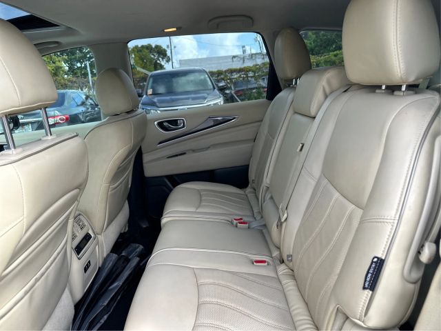 
								2019 INFINITI QX60 LUXE Sport Utility 4D full									