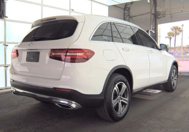 
								2018 Mercedes-Benz GLC GLC 300 Sport Utility 4D full									