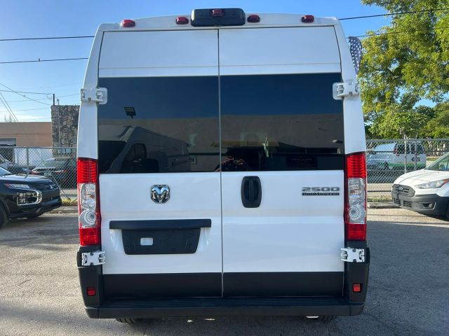 
								2023 Ram ProMaster Cargo Van 2500 High Roof Van 3D full									