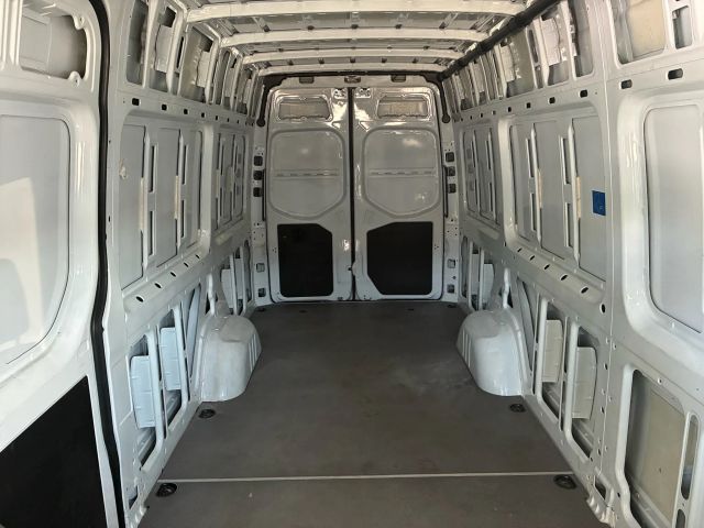 
								2023 Mercedes-Benz Sprinter 2500 Cargo High Roof w/170  WB Van 3D full									
