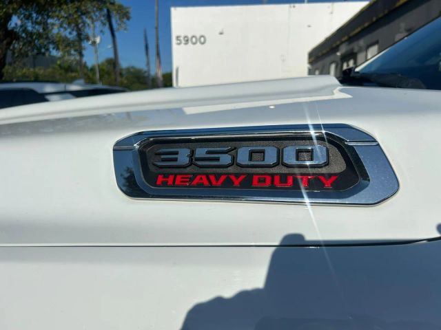 
								2023 Ram 3500 Crew Cab Tradesman Pickup 4D 8 ft full									