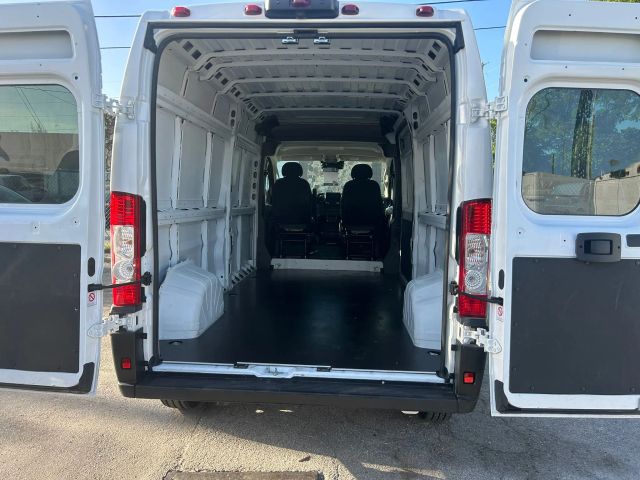 
								2023 Ram ProMaster Cargo Van 2500 High Roof Van 3D full									
