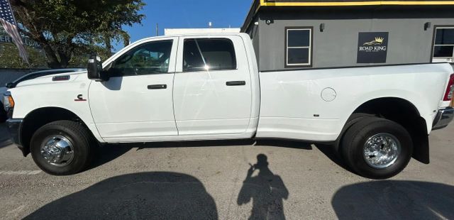 
								2023 Ram 3500 Crew Cab Tradesman Pickup 4D 8 ft full									