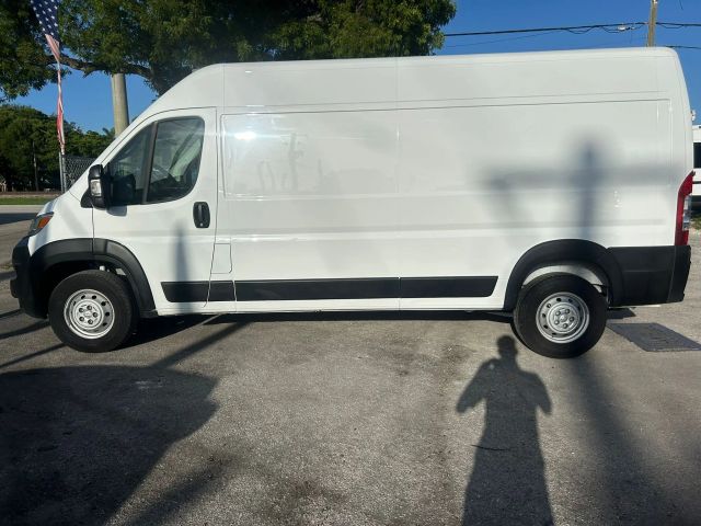 
								2023 Ram ProMaster Cargo Van 2500 High Roof Van 3D full									