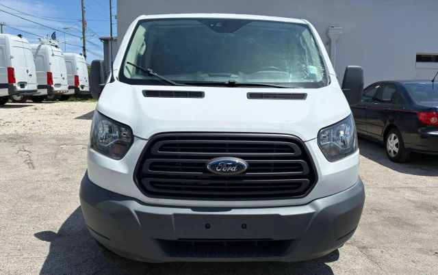 
								2018 Ford Transit 250 Van Low Roof w/Sliding Side Door w/LWB Van 3D full									