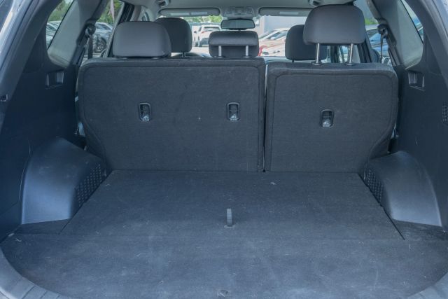 
								2020 Hyundai Santa Fe 2.4 SEL Sport Utility 4D full									