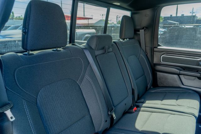 
								2022 Ram 1500 Crew Cab Big Horn Pickup 4D 5 1/2 ft full									