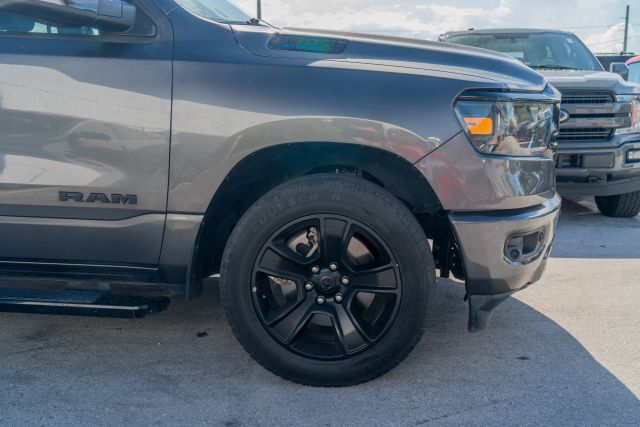 
								2022 Ram 1500 Crew Cab Big Horn Pickup 4D 5 1/2 ft full									