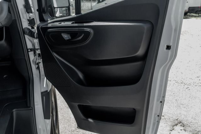 
								2023 Mercedes-Benz Sprinter 2500 Cargo High Roof w/170  WB Van 3D full									