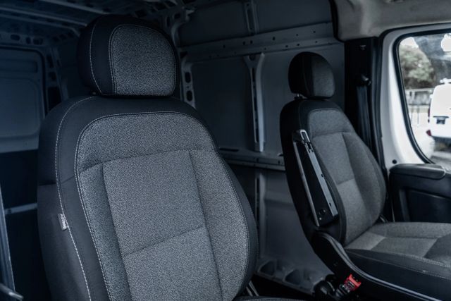 
								2023 Ram ProMaster Cargo Van 2500 High Roof Van 3D full									