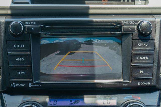 
								2018 Toyota RAV4 XLE Sport Utility 4D full									