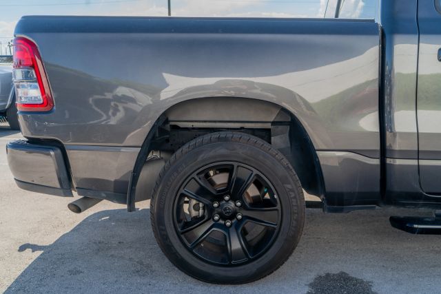 
								2022 Ram 1500 Crew Cab Big Horn Pickup 4D 5 1/2 ft full									