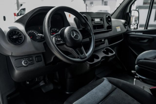 
								2023 Mercedes-Benz Sprinter 2500 Cargo High Roof w/170  WB Van 3D full									