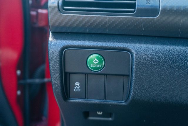 
								2017 Honda Accord Sport Sedan 4D full									