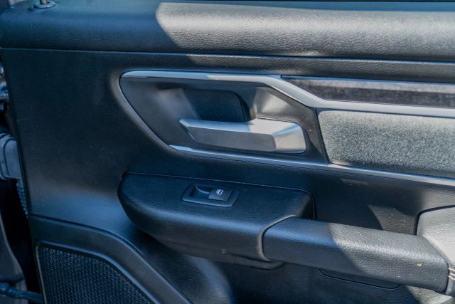 
								2022 Ram 1500 Crew Cab Big Horn Pickup 4D 5 1/2 ft full									