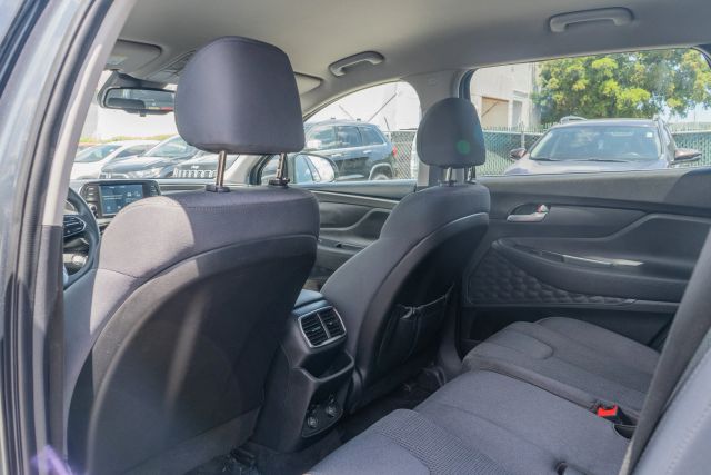 
								2020 Hyundai Santa Fe 2.4 SEL Sport Utility 4D full									