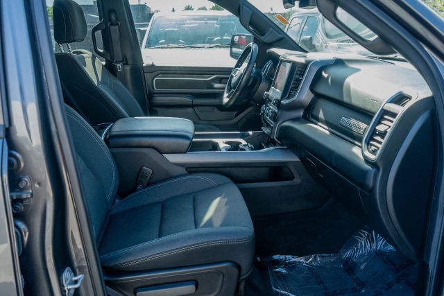 
								2022 Ram 1500 Crew Cab Big Horn Pickup 4D 5 1/2 ft full									