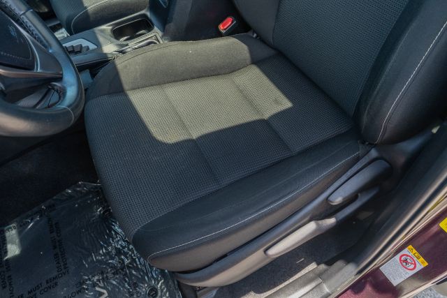 
								2018 Toyota RAV4 XLE Sport Utility 4D full									