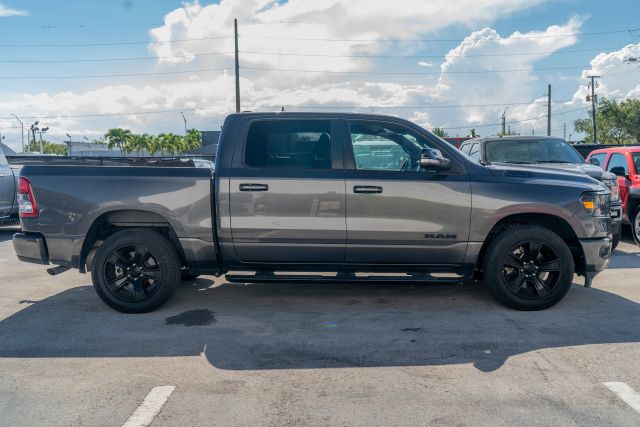 
								2022 Ram 1500 Crew Cab Big Horn Pickup 4D 5 1/2 ft full									