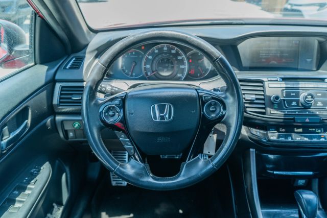 
								2017 Honda Accord Sport Sedan 4D full									