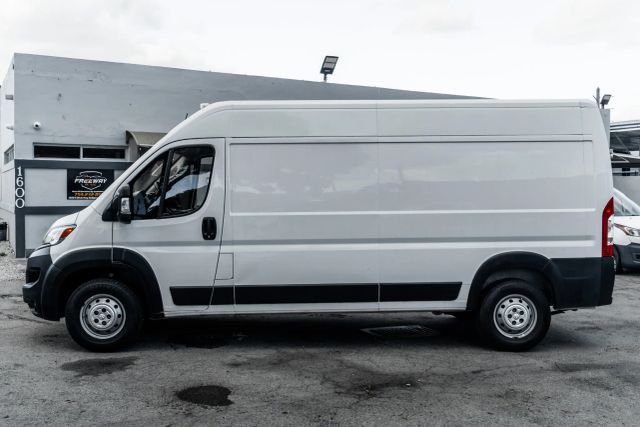 
								2023 Ram ProMaster Cargo Van 2500 High Roof Van 3D full									