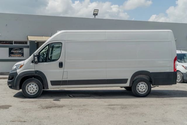 
								2023 Ram ProMaster Cargo Van 3500 High Roof Extended Van 3D full									