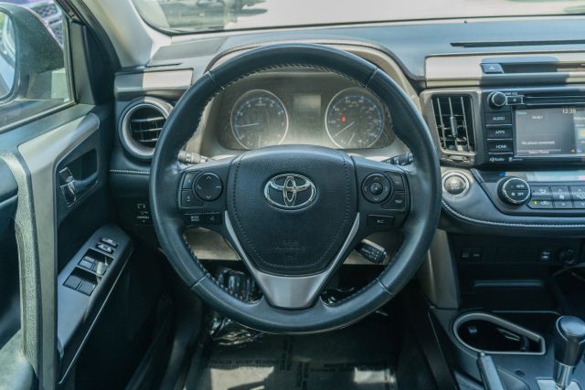 
								2018 Toyota RAV4 XLE Sport Utility 4D full									