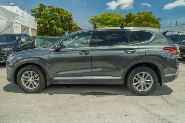 
								2020 Hyundai Santa Fe 2.4 SEL Sport Utility 4D full									