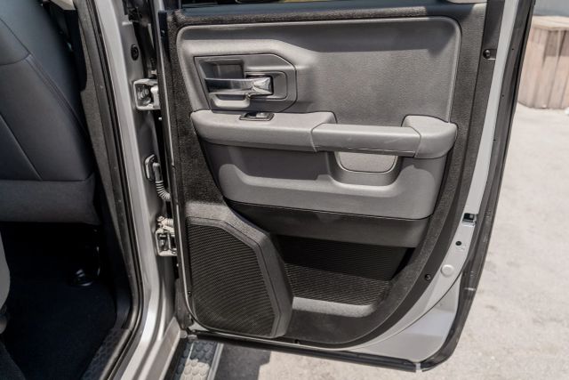 
								2017 Ram 1500 Quad Cab Big Horn Pickup 4D 6 1/3 ft full									