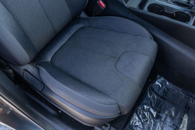 
								2020 Hyundai Santa Fe 2.4 SEL Sport Utility 4D full									