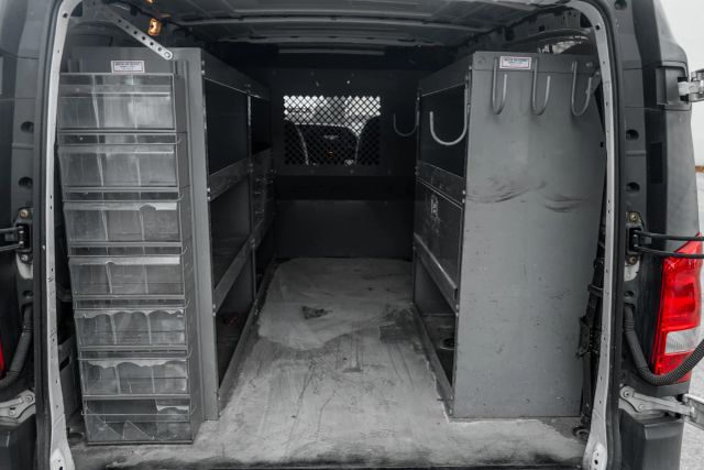 
								2018 Mercedes-Benz Metris Cargo Standard WB Van 3D full									