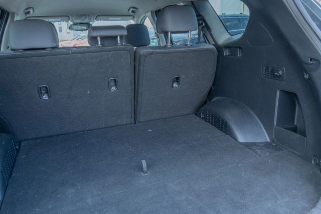 
								2020 Hyundai Santa Fe 2.4 SEL Sport Utility 4D full									