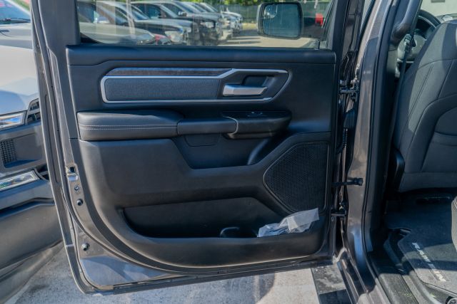 
								2022 Ram 1500 Crew Cab Big Horn Pickup 4D 5 1/2 ft full									