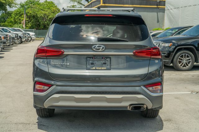 
								2020 Hyundai Santa Fe 2.4 SEL Sport Utility 4D full									