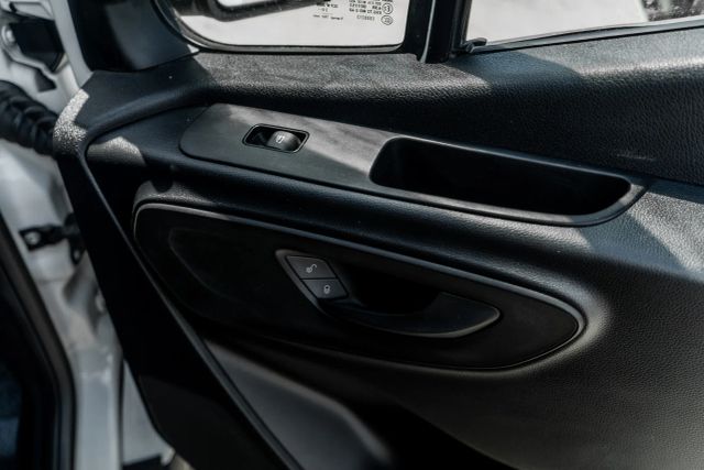 
								2021 Mercedes-Benz Sprinter 2500 Cargo High Roof w/170  WB Van 3D full									