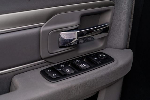 
								2014 Ram 1500 Crew Cab Big Horn Pickup 4D 6 1/3 ft full									