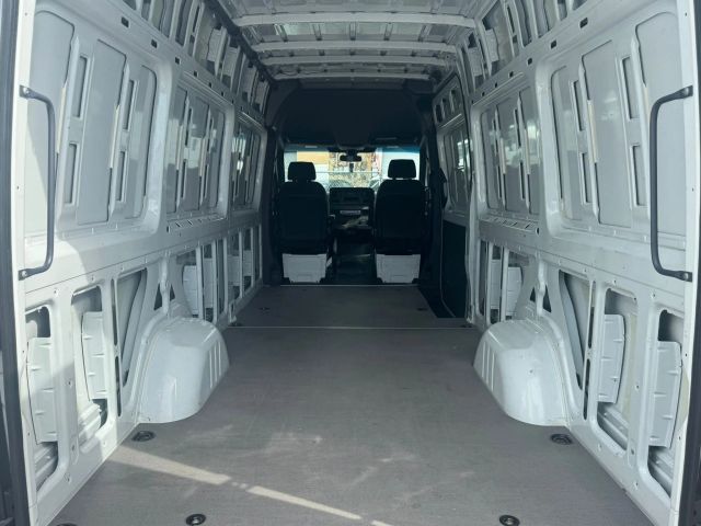 
								2023 Mercedes-Benz Sprinter 2500 Cargo High Roof w/170  WB Van 3D full									