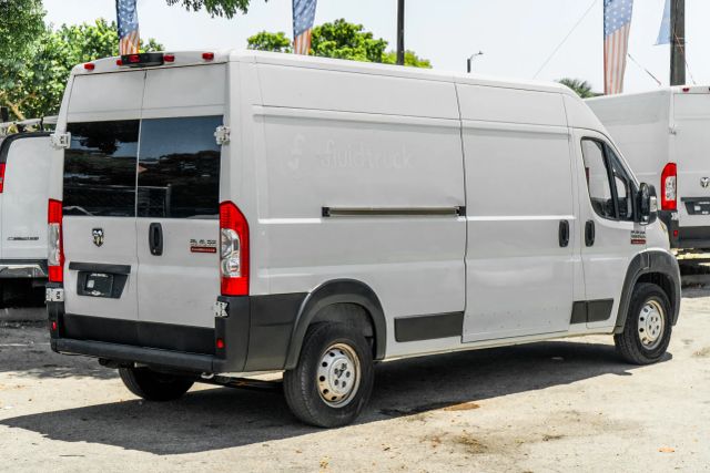 
								2022 Ram ProMaster Cargo Van 2500 High Roof Van 3D full									