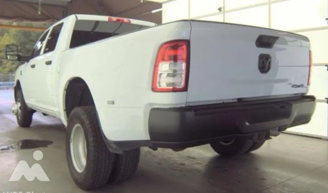 
								2023 Ram 3500 Crew Cab Tradesman Pickup 4D 8 ft full									