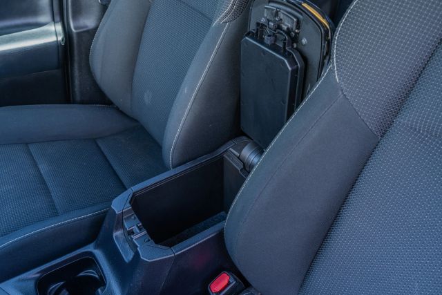 
								2018 Toyota RAV4 XLE Sport Utility 4D full									