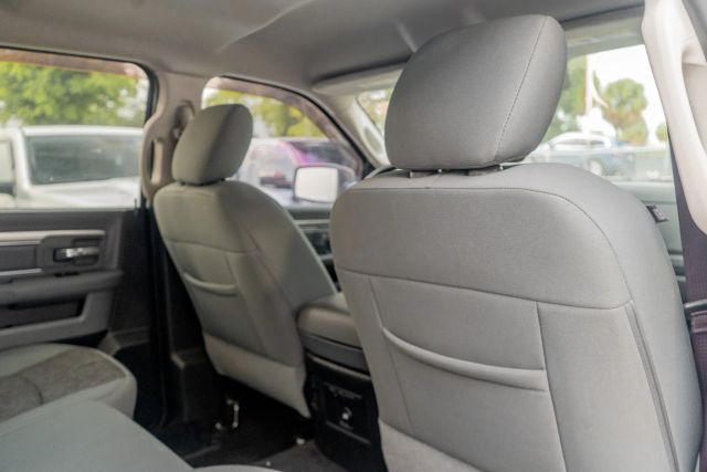 
								2014 Ram 1500 Crew Cab Big Horn Pickup 4D 6 1/3 ft full									