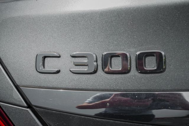 
								2019 Mercedes-Benz C-Class C 300 Sedan 4D full									