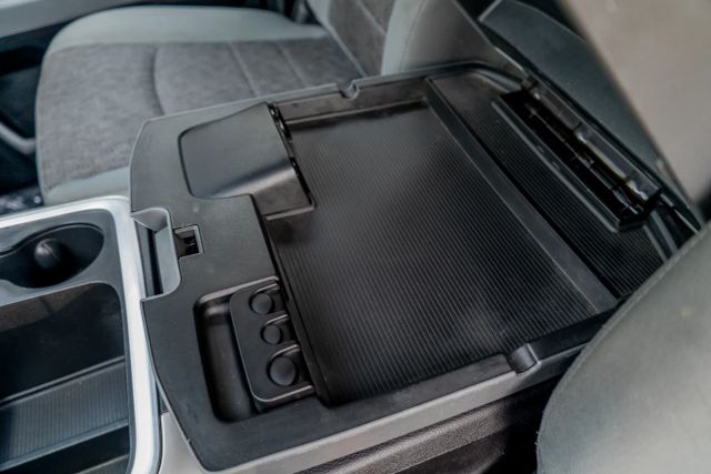 
								2016 Ram 1500 Crew Cab Big Horn Pickup 4D 5 1/2 ft full									