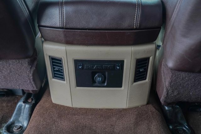 
								2018 Ram 3500 Crew Cab Laramie Longhorn Pickup 4D 8 ft full									