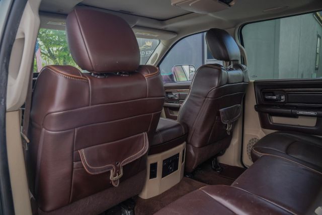 
								2018 Ram 3500 Crew Cab Laramie Longhorn Pickup 4D 8 ft full									