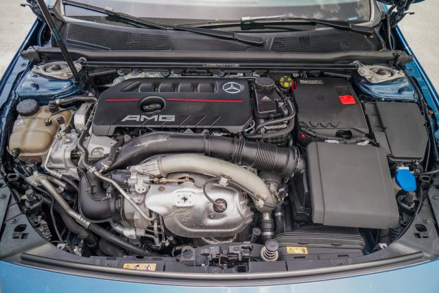 
								2020 Mercedes-Benz Mercedes-AMG CLA CLA 35 4MATIC Coupe 4D full									