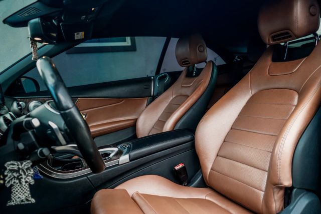 
								2018 Mercedes-Benz C-Class C 300 Cabriolet 2D full									