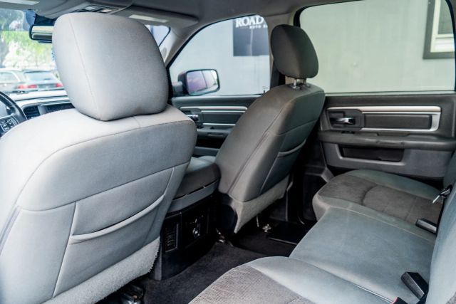 
								2016 Ram 1500 Crew Cab Big Horn Pickup 4D 5 1/2 ft full									